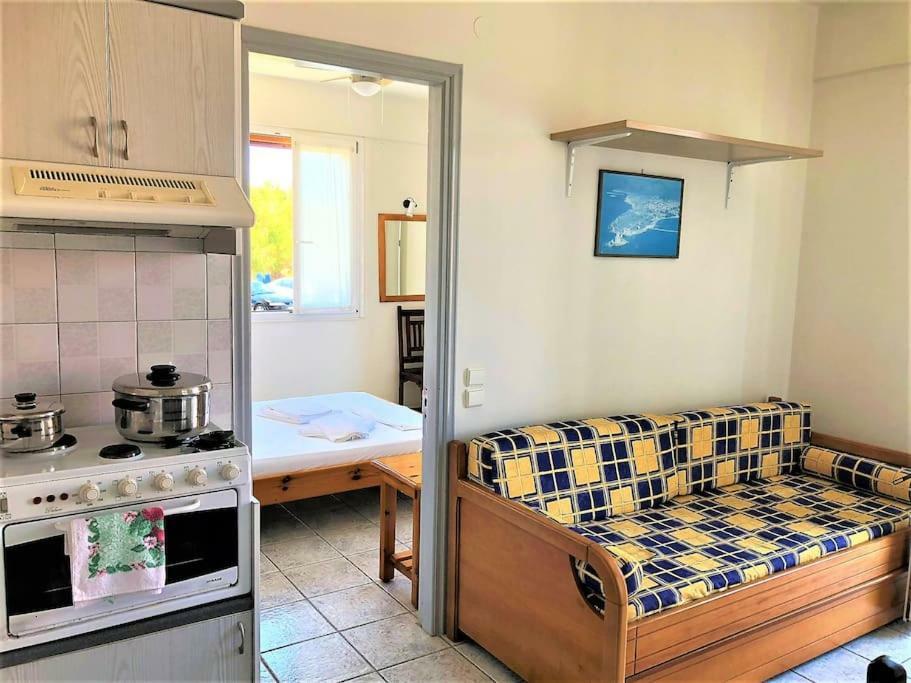 Mythos Suites-Apollo Apartment Methoni  Exterior photo